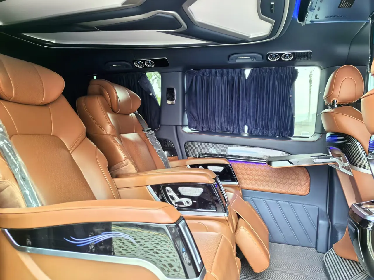 Mercedes Benz 2021 Vito 2.0T Elite Edition 7-seat Automatic Gear 7