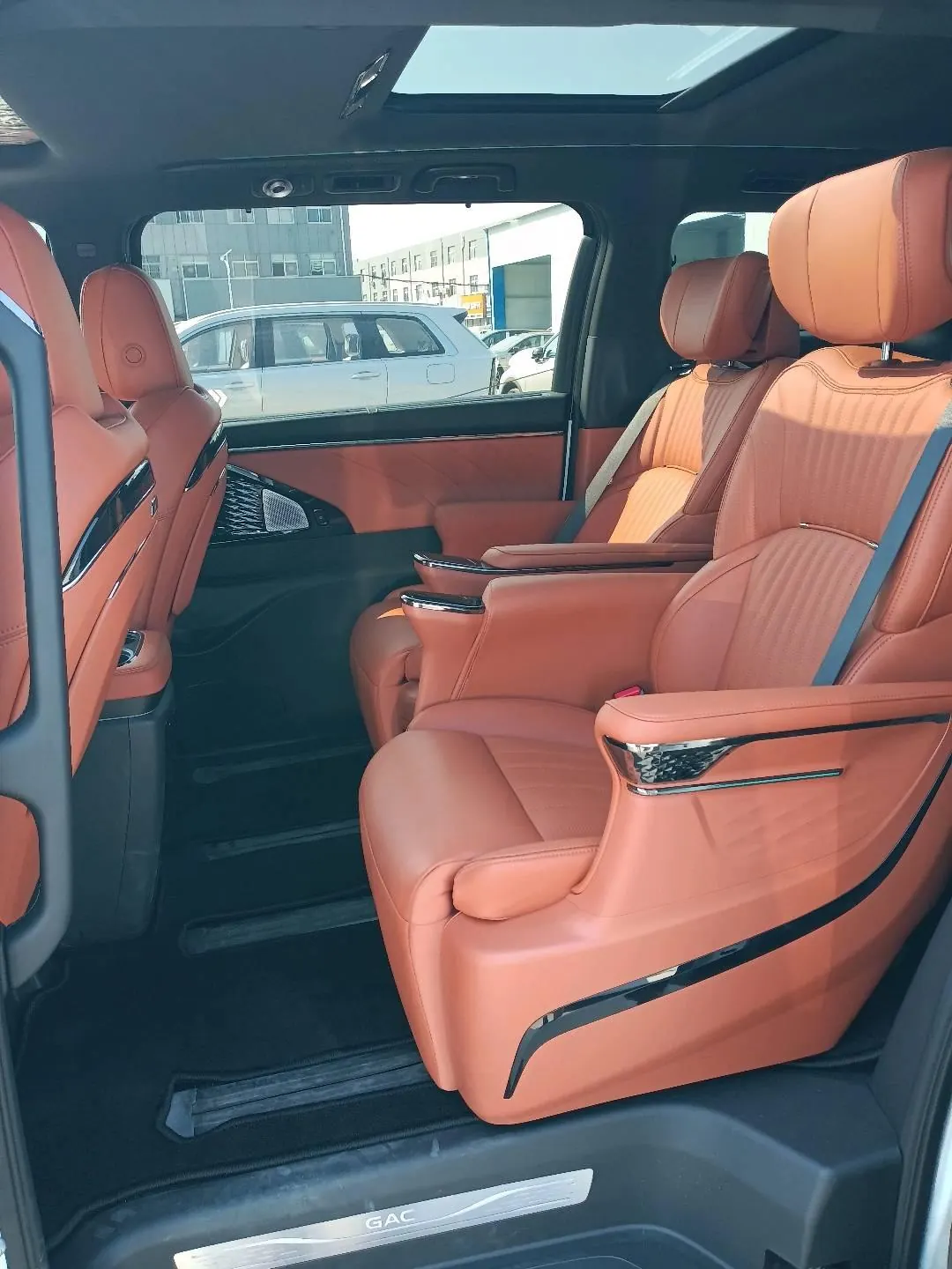 Chuanqi 2026 M8 Dual Engine 2.0T HEV Extreme Edition Automatic Gear 10
