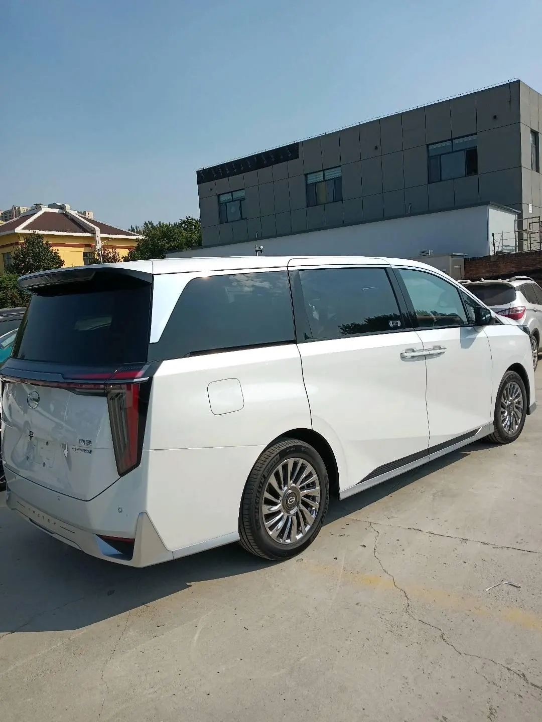 Chuanqi 2026 M8 Dual Engine 2.0T HEV Extreme Edition Automatic Gear 6