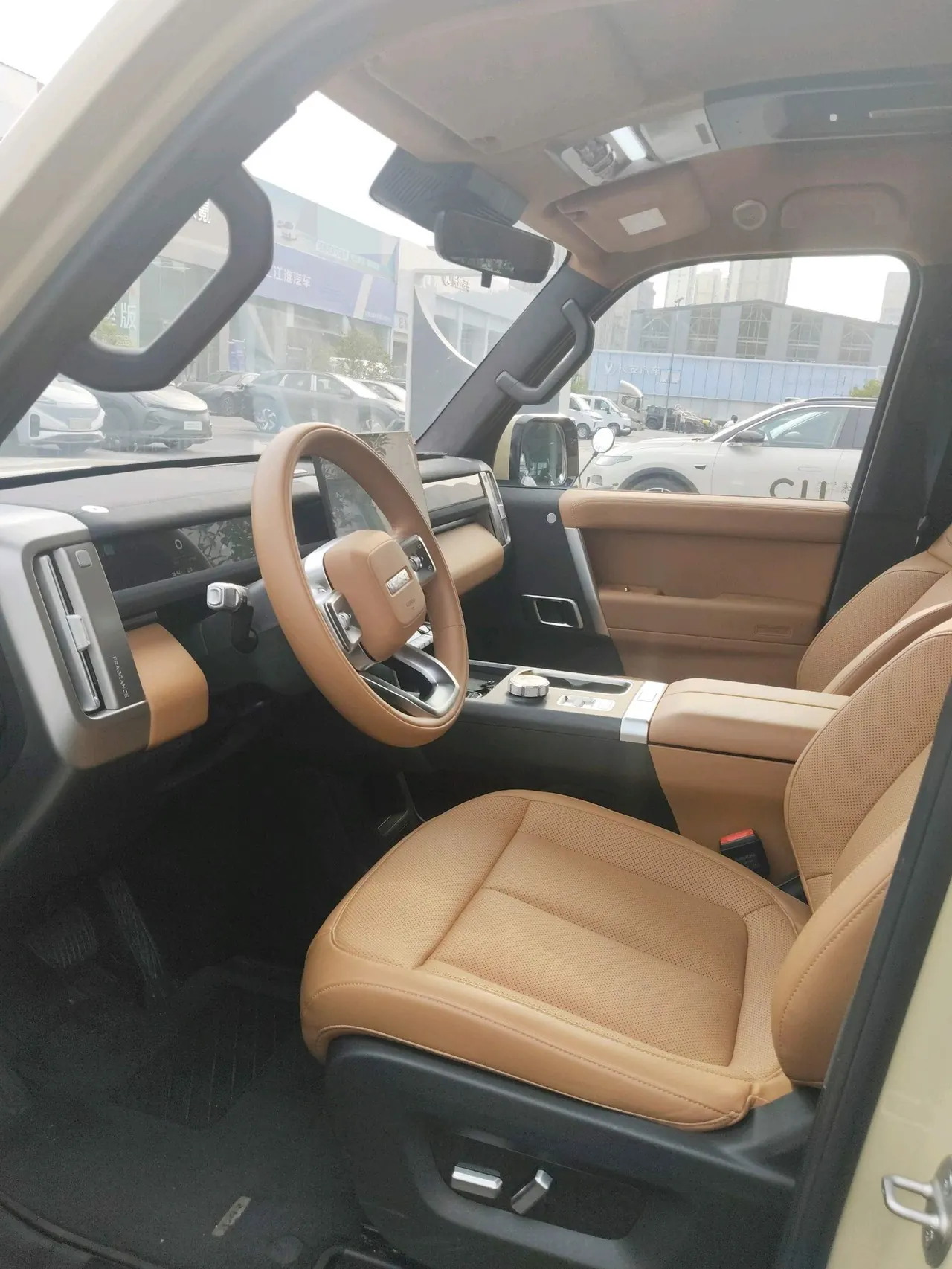 ICAR 2026 iCAR V 27 200KM 4WD Falcon 500 Automatic 11