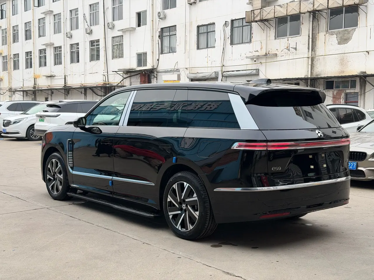 NIO 2026 ES 9 102kWh Executive Island Deluxe Automatic Gear 6