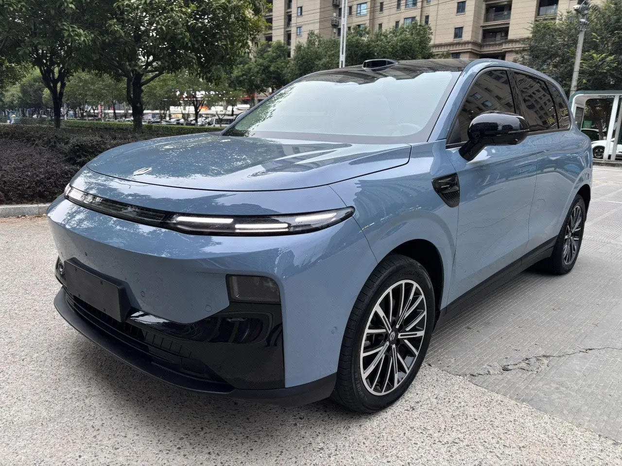 打开图片灯箱:Leapmotor 2025 B 10 510 laser Radar smart driving version of automatic gear