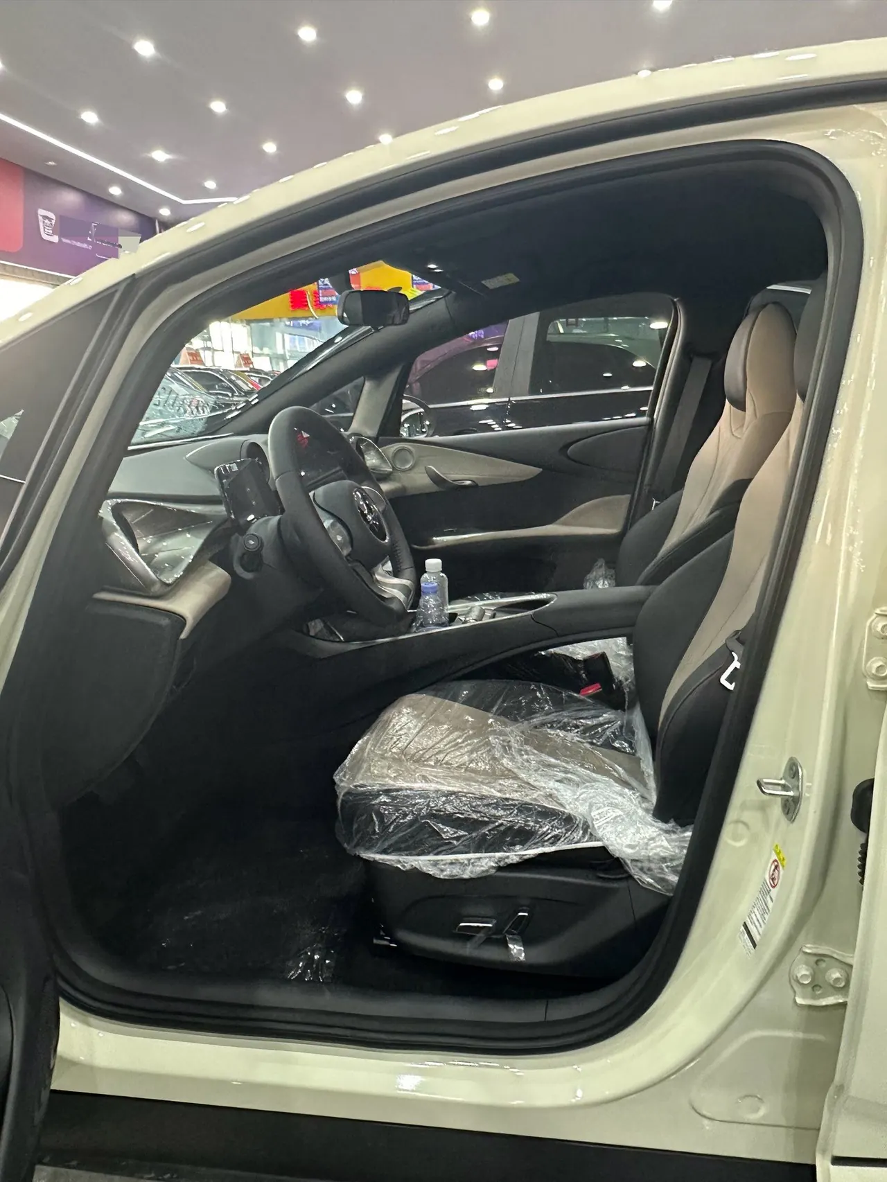 BYD 2025 Dolphin Smart Driving 420km Free Automatic 5