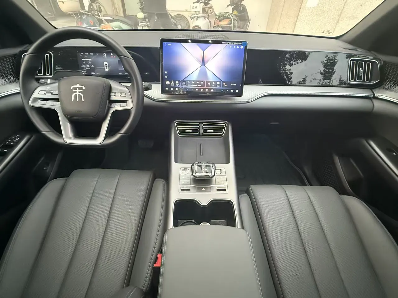 BYD Song Pro New Energy 2025 Song Pro DM-i 1.5 Stepless 115KM Exceed Automatic Gear 4