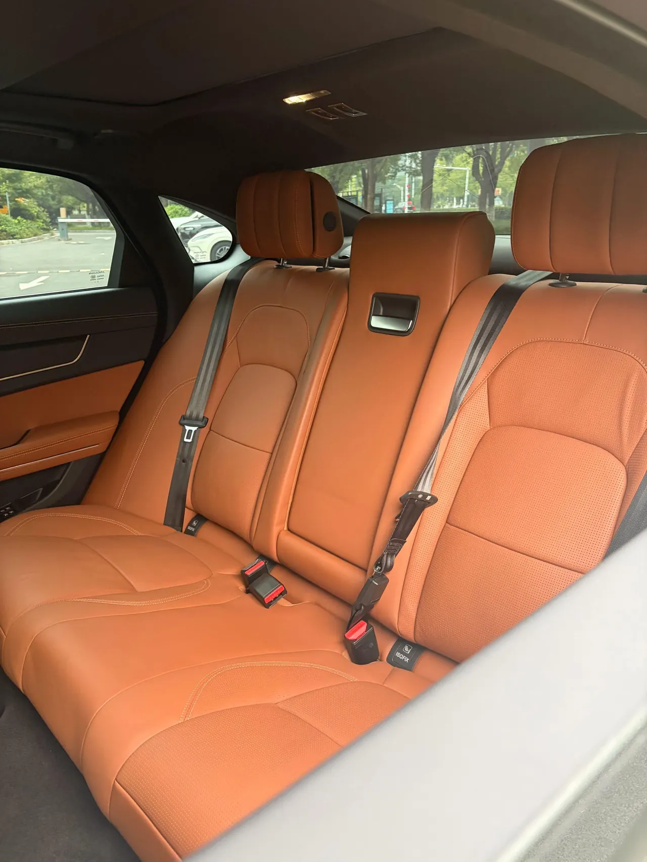 Jaguar 2024 XFL 2.0T P300 Four-wheel Drive Flagship Sports Gold Edition Automatic Gear 13