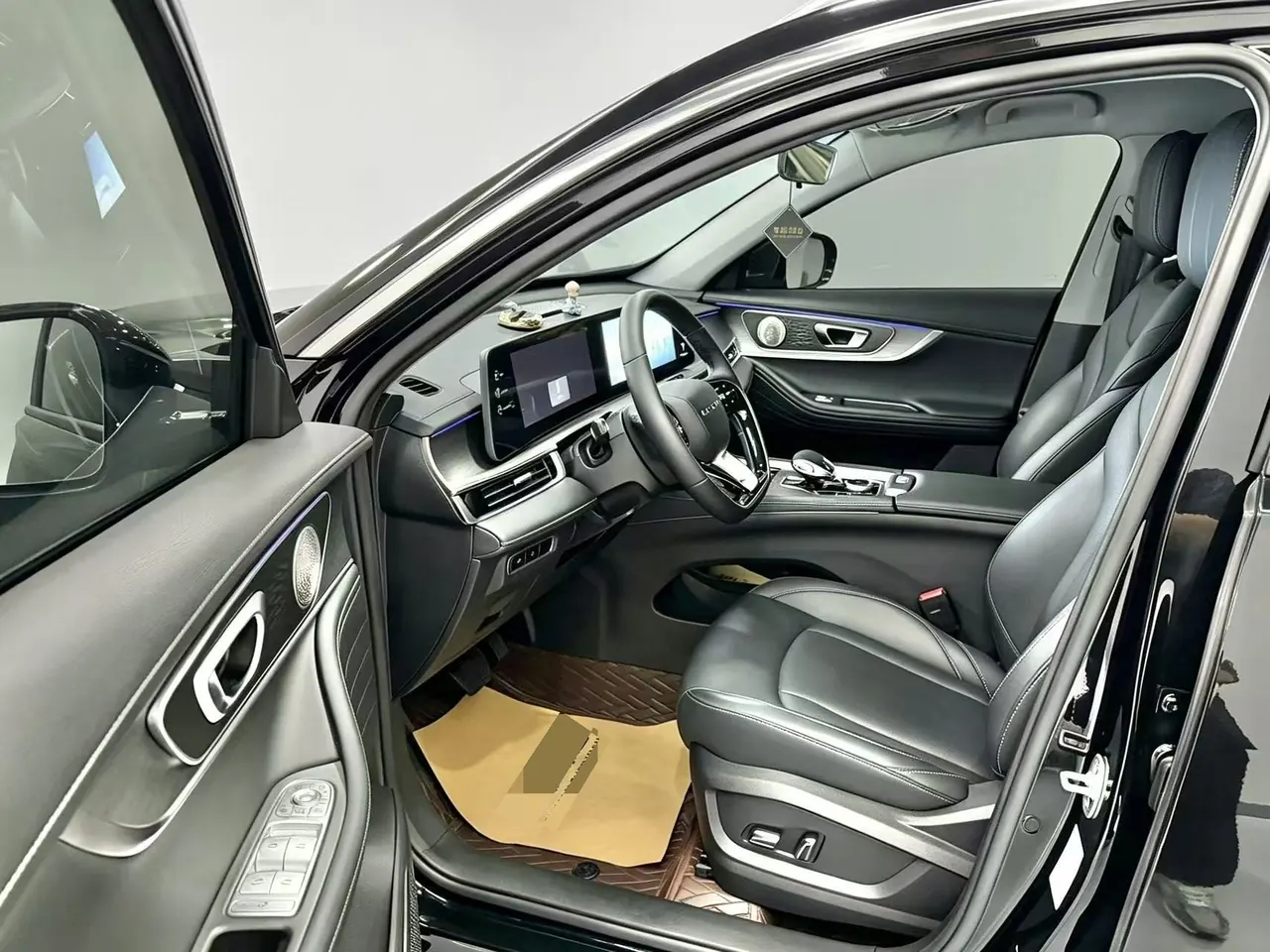 Chery 2025 Ruihu 8 PRO 1.6T 290T Two-Drive Deluxe Edition Automatic Gear 5