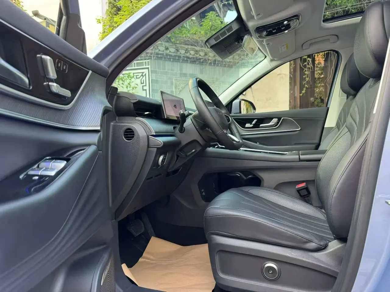 Chery 2025 Fengyun T9 C- DM 1.5T 120 Long Endurance Flagship PLUS7 Lithium Iron Phosphate Automatic Gear 3