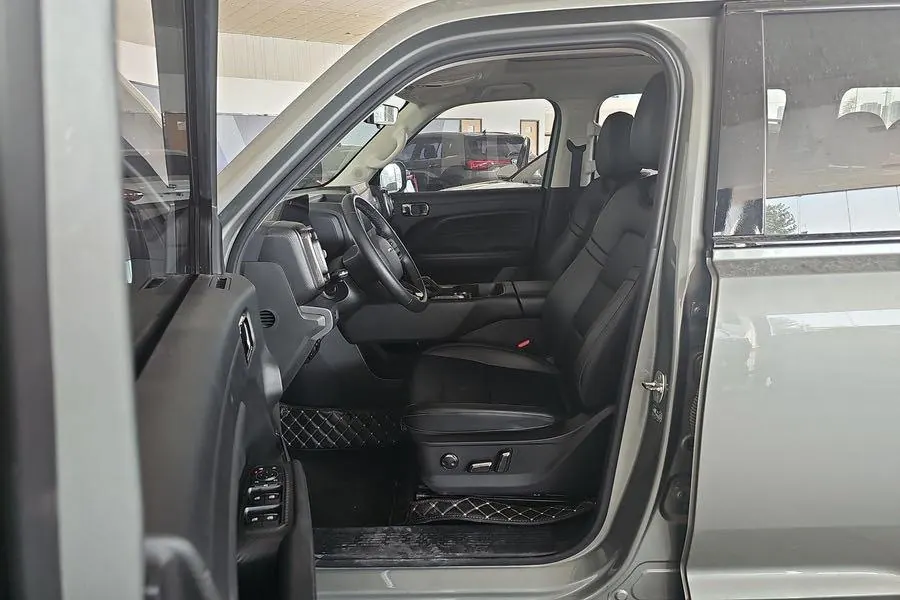 Haval 2023 Raptors Hi4 1.5T 102 Discovery Edition Automatic Gear 4