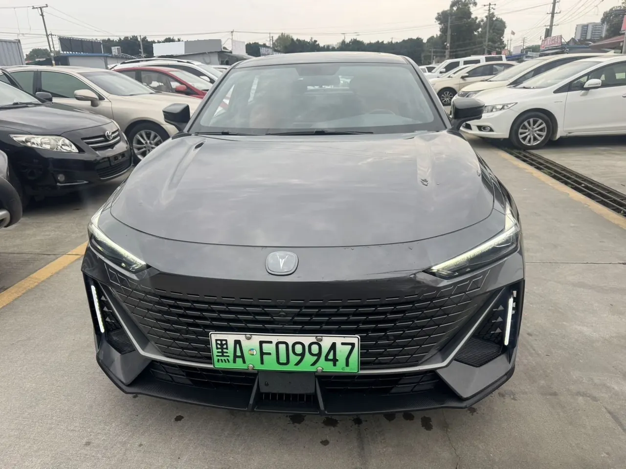ChangAn 2023 UNI-V Smart Electric iDD 1.5T 113km Smart Fun (Fast Edition) Automatic Gear 2