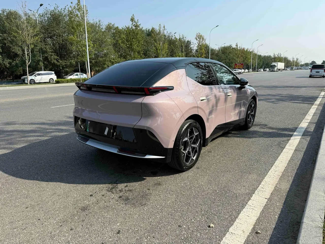 LYNK&amp;CO 2025 LYNK&amp;CO Z 20 530km Rear Drive Max Automatic 17