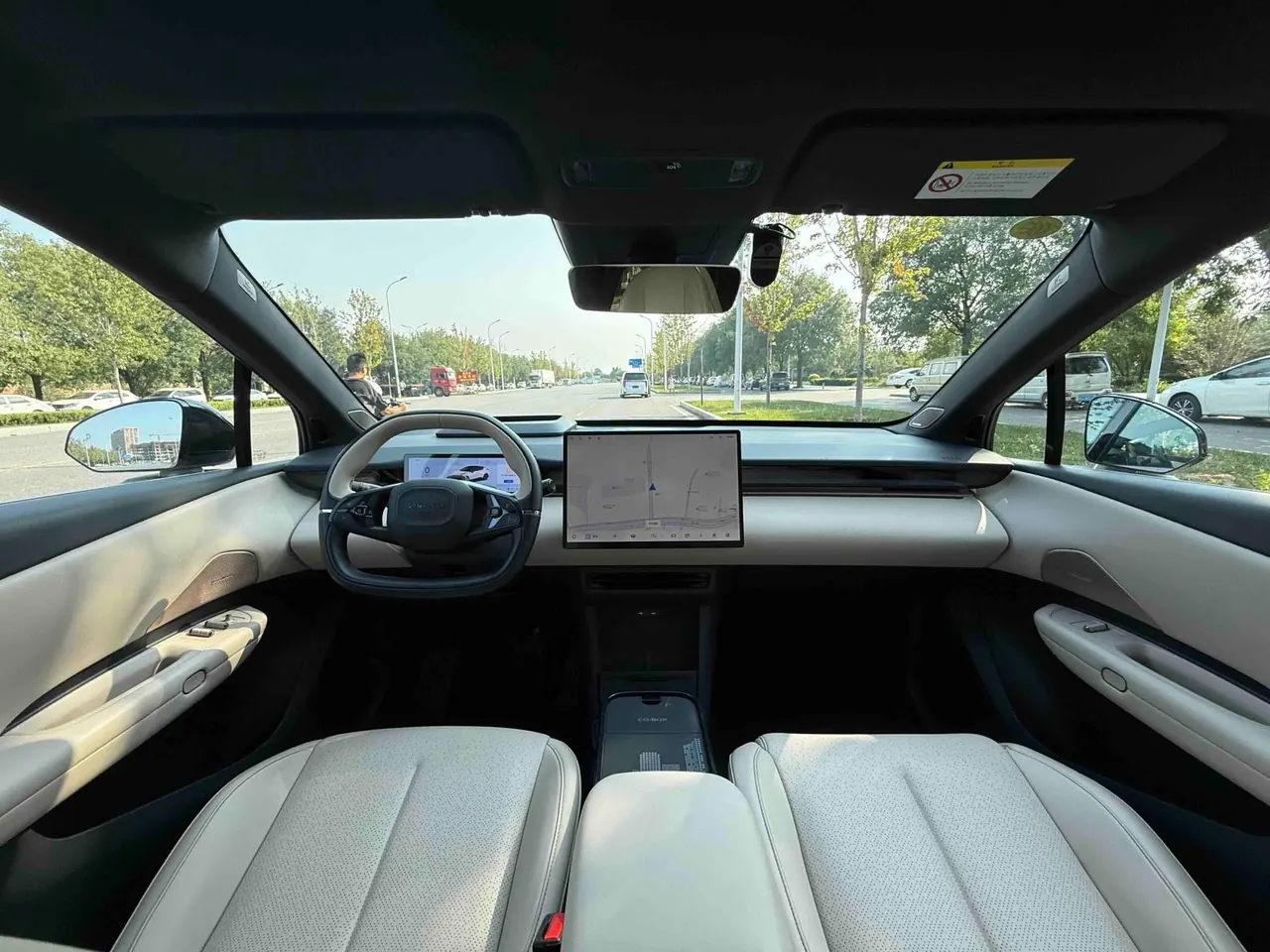 LYNK&amp;CO 2025 LYNK&amp;CO Z 20 530km Rear Drive Max Automatic 6