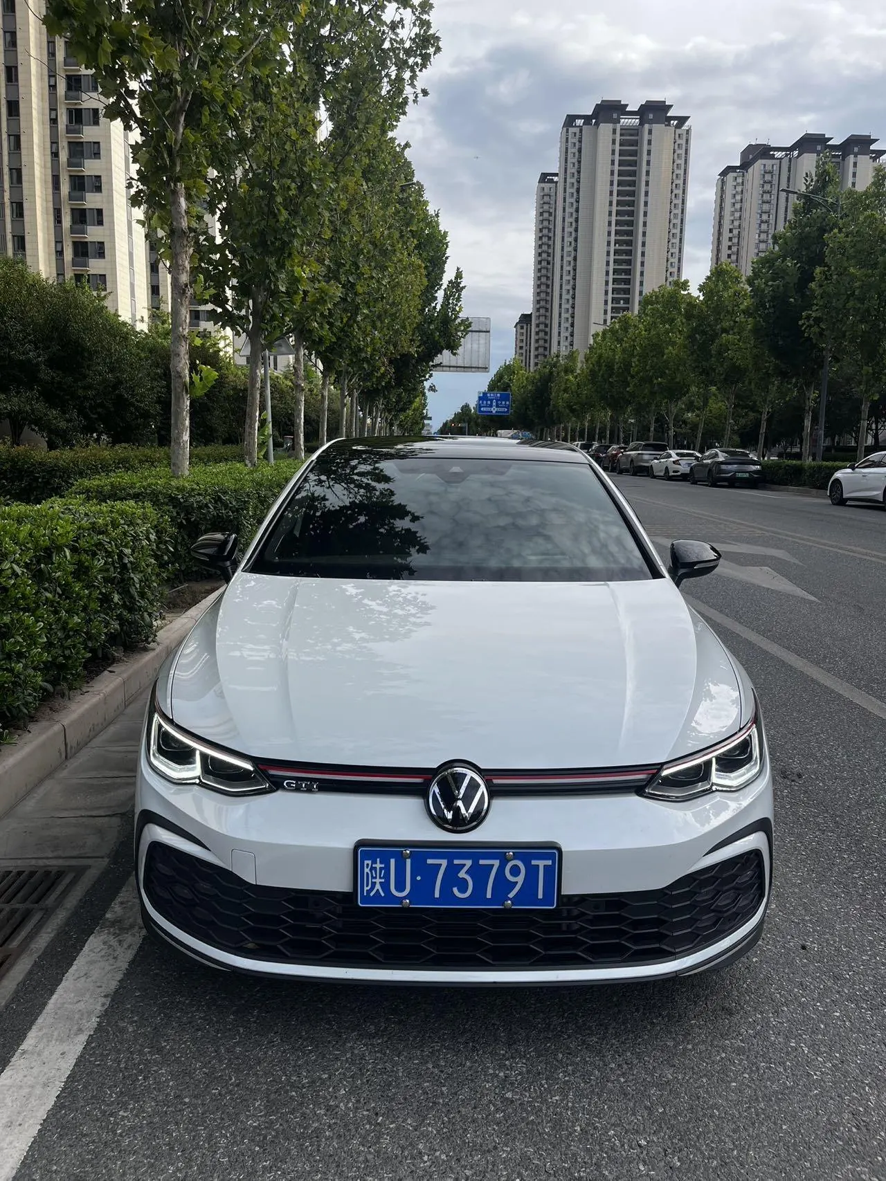 Volkswagen 2021 Golf GTI 2.0TSI Automatic 2