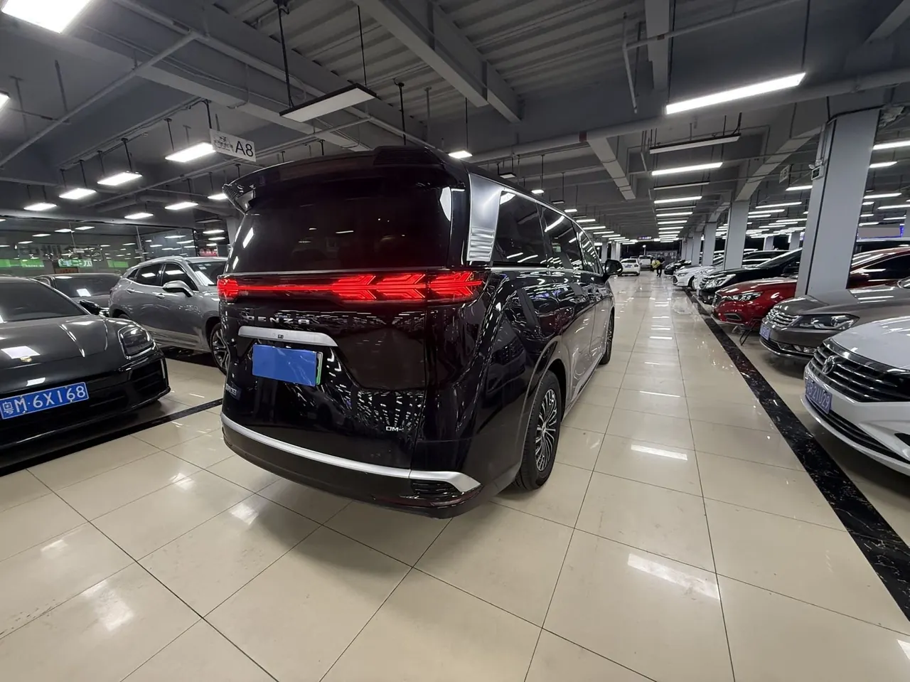 Denza 2024 Denza D9 DM-i 1.5T stepless 970 luxury automatic gear 6