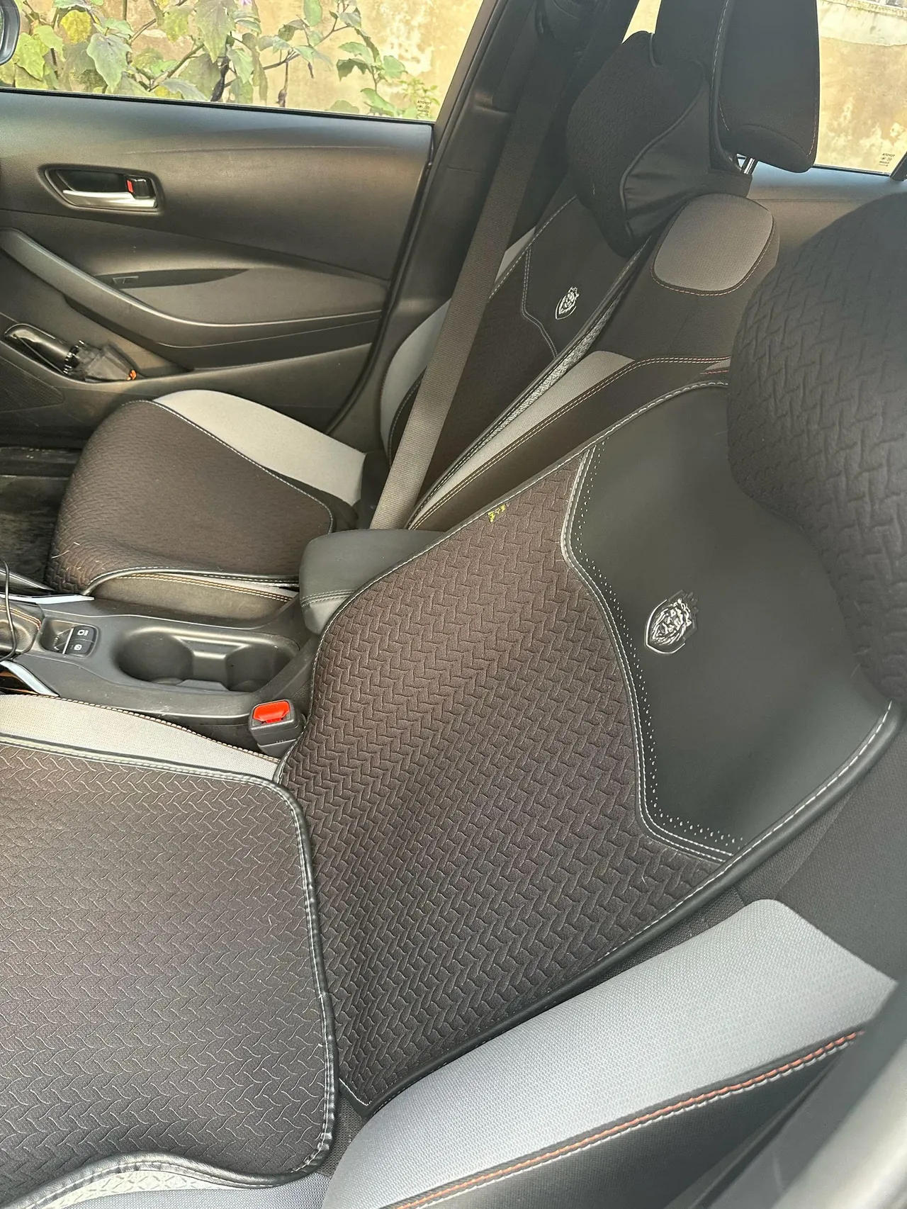 Toyota 2024 corolla 1.2T stepless elite version of automatic gear 4