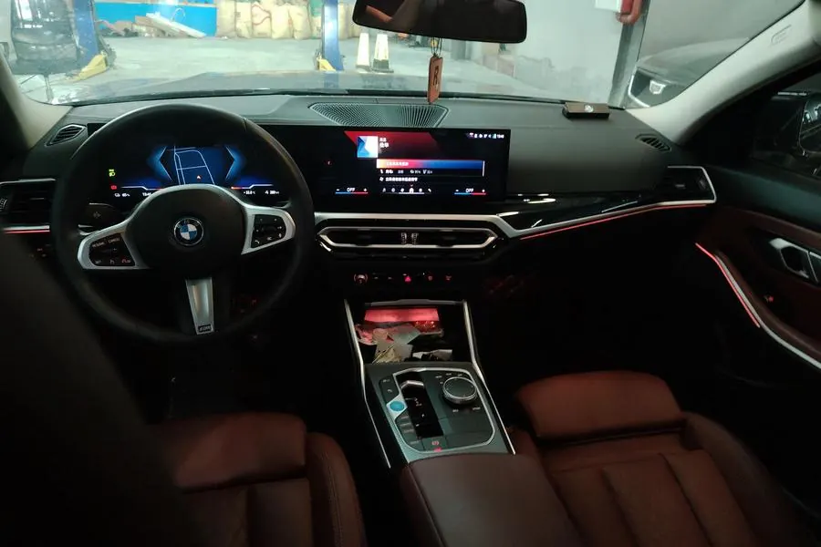 BMW 2024 i3 eDrive 40 L obsidian night sports suit automatic gear 6