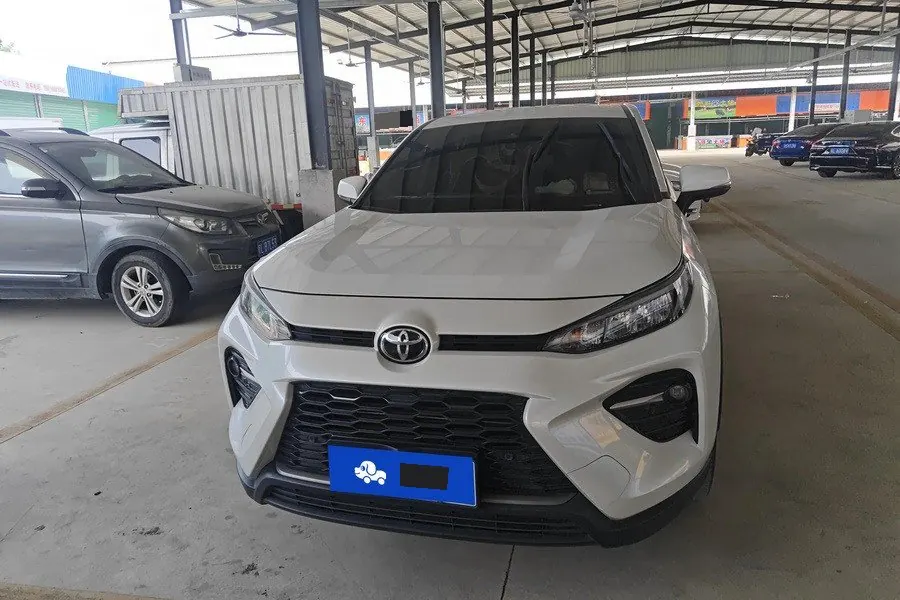 Toyota 2024 Wilanda 2.0 Stepless Two-Drive Leading Edition Automatic Gear 3