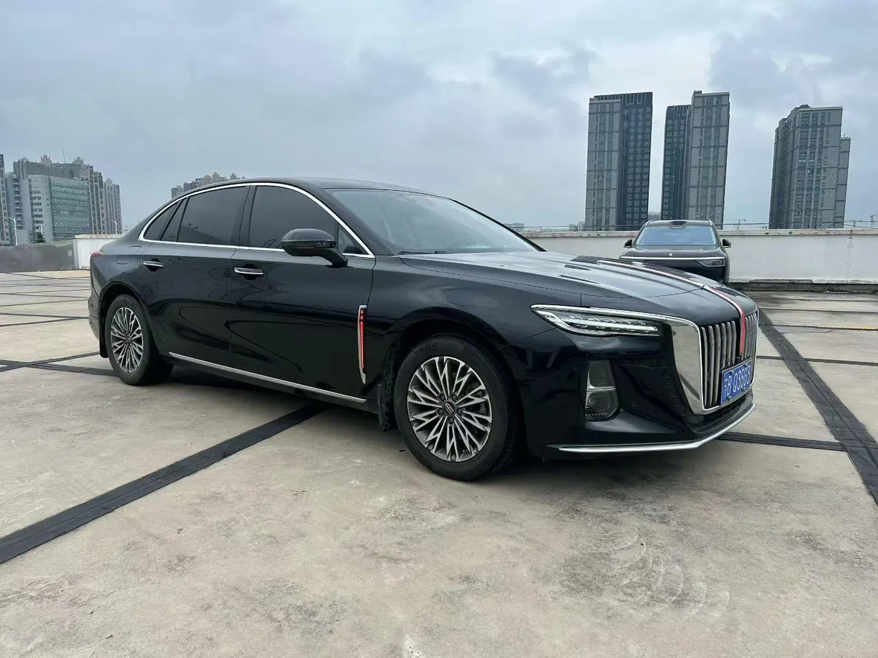HongQi 2025 H5 1.5T Flag Rhyme 500000 Commemorative Automatic Gear 4