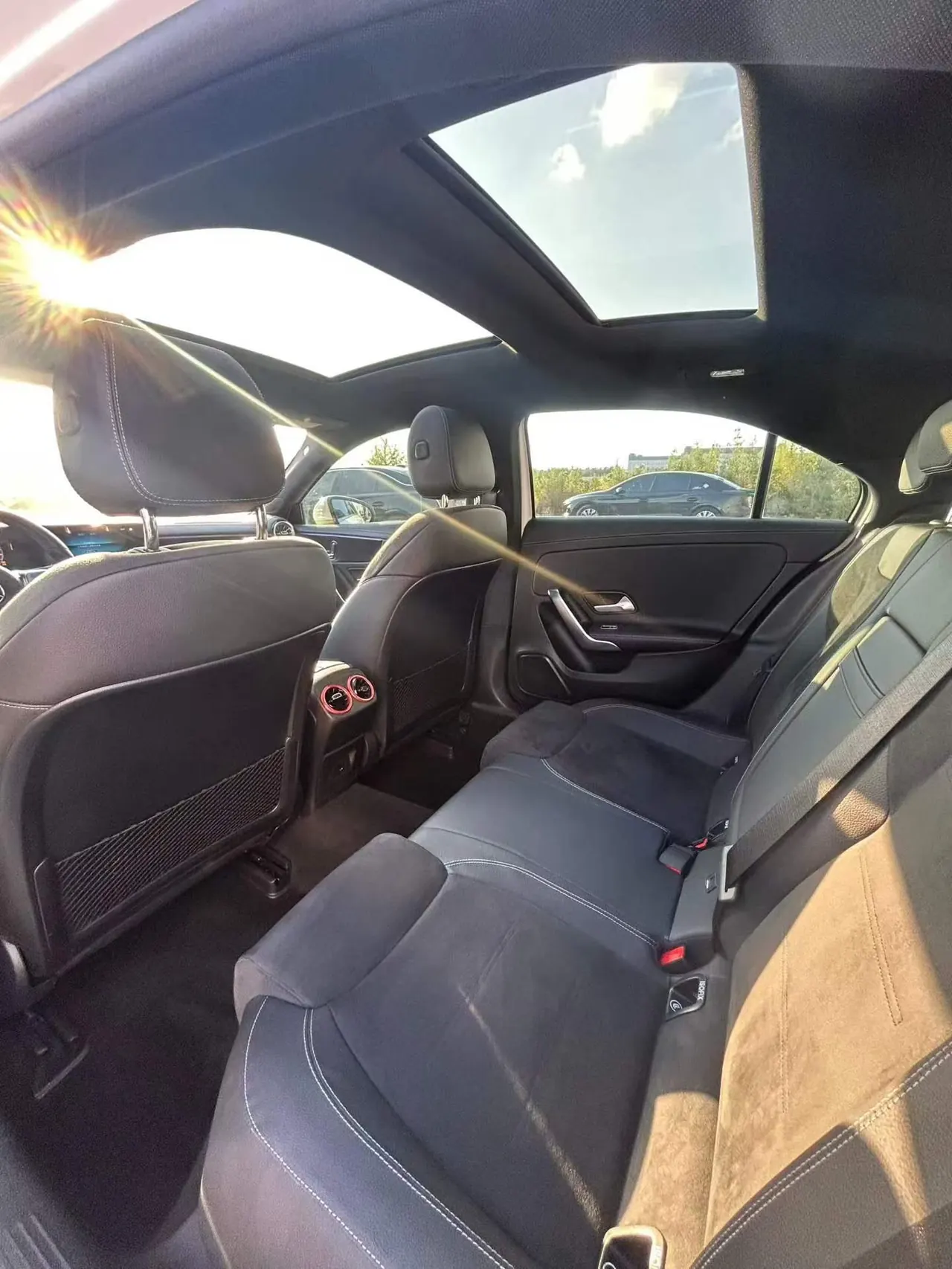 Mercedes Benz Class A 2021 A 200 L 1.3T Dynamic Automatic 9