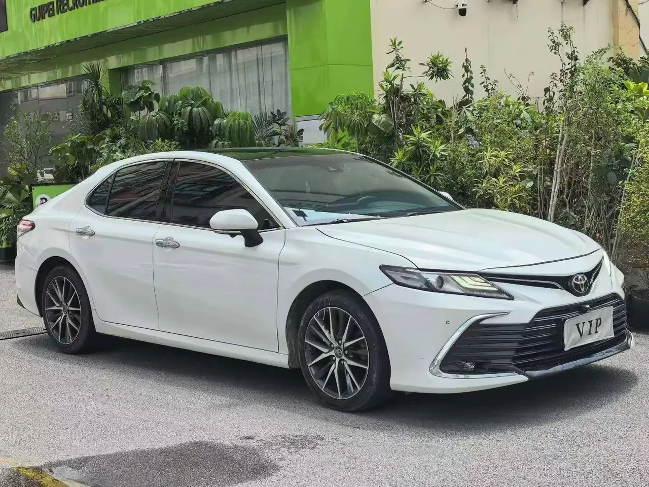 Toyota 2021 Camry 2.5G Deluxe Edition Automatic Gear 3