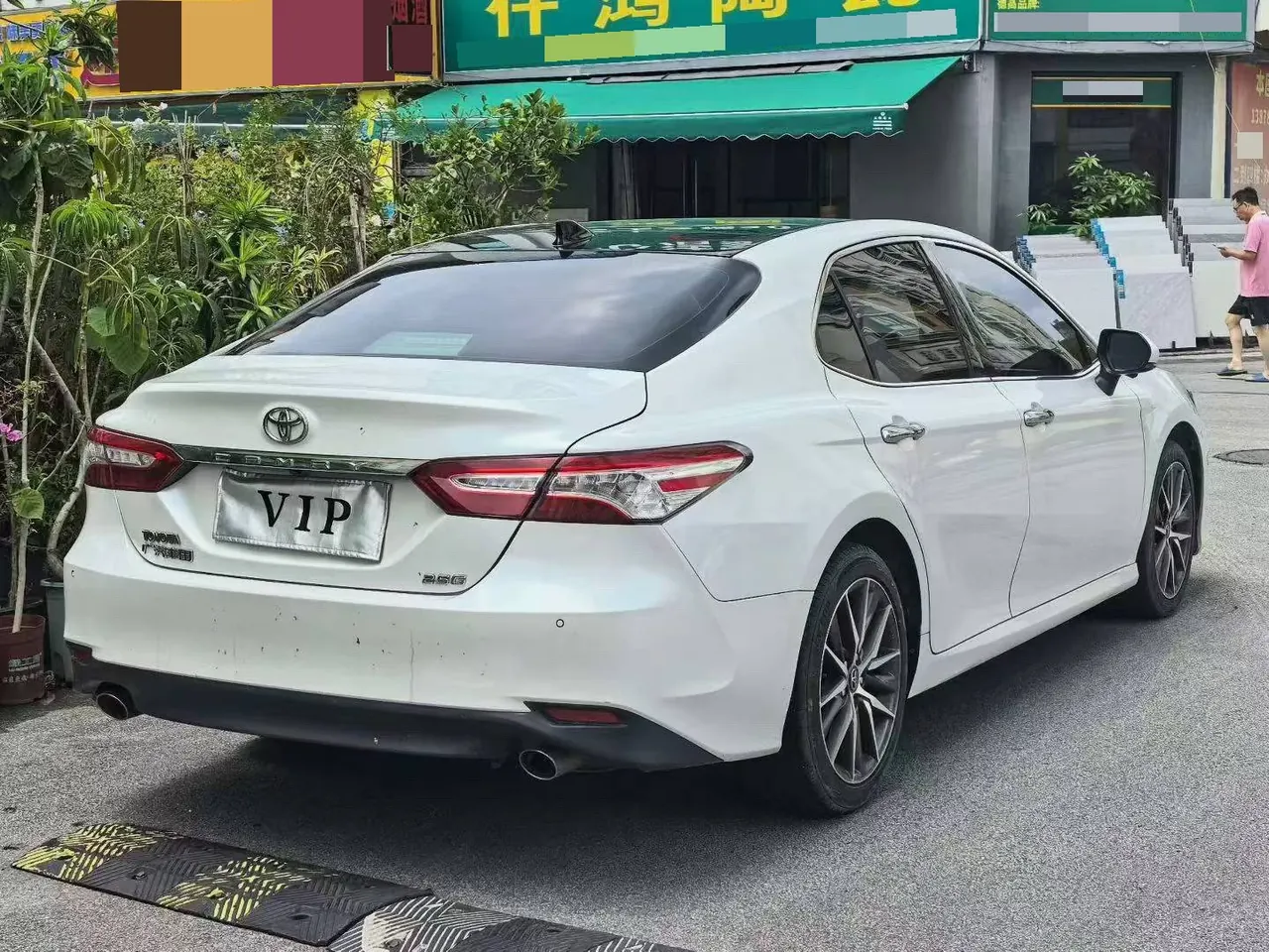 Toyota 2021 Camry 2.5G Deluxe Edition Automatic Gear 4
