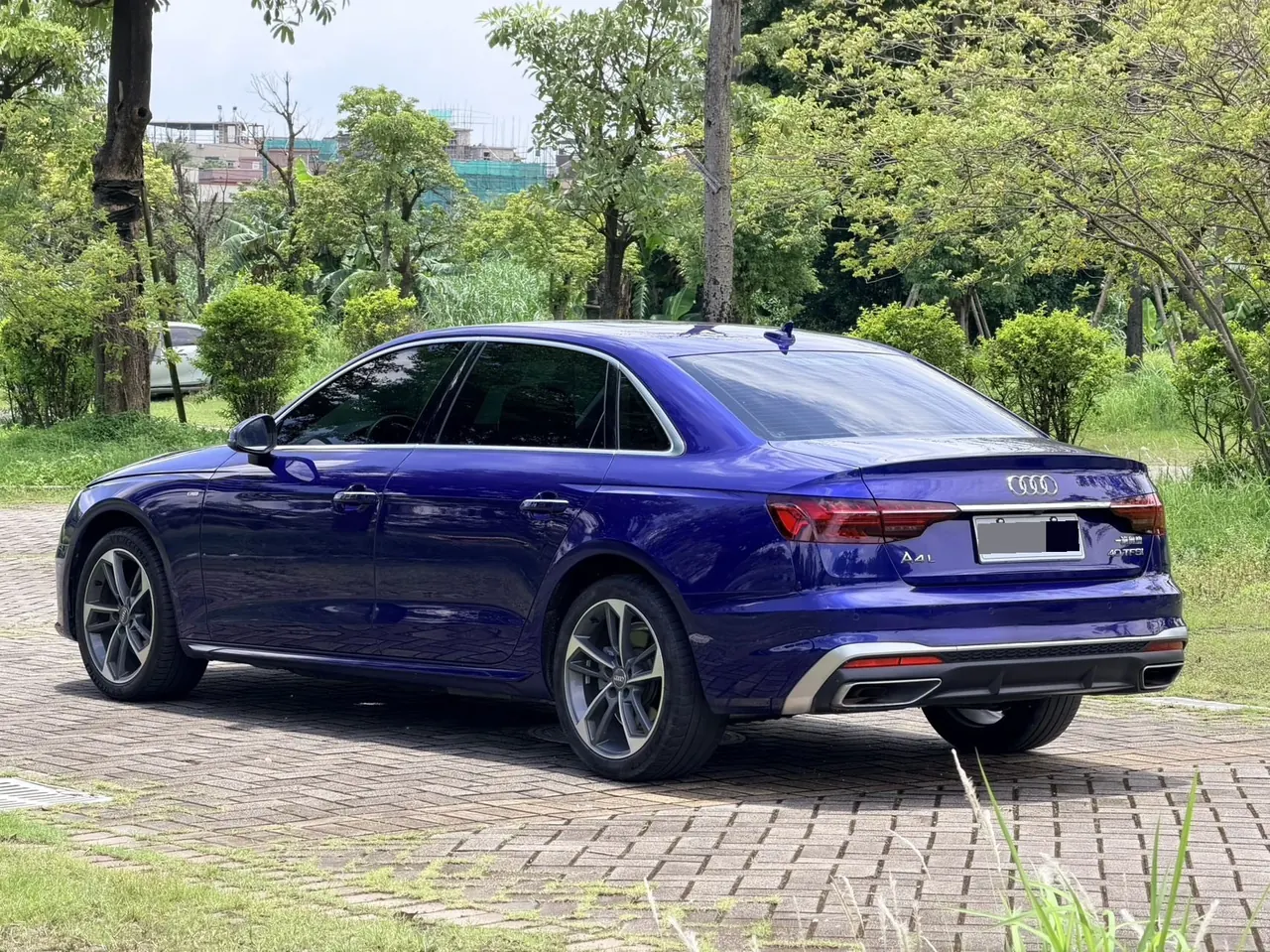 Audi 2020 A4L 2.0TFSI 40TFSI Fashion Dynamic Automatic 6