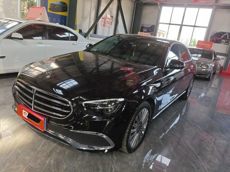 Открыть галерею: Mercedes Benz E-Class 2021 E 300 L 2.0T Fashion Automatic Gear