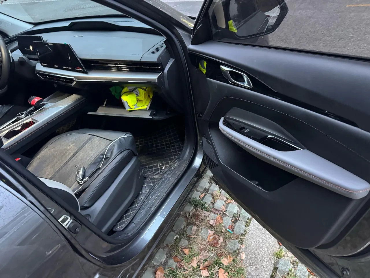 Auchan 2023 Z6 1.5T Blue Whale Smart Automatic Gear 5