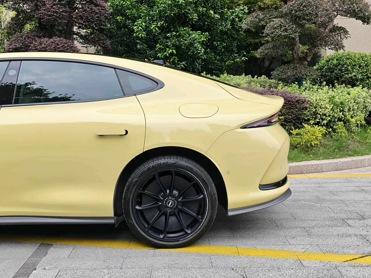IM 2024 IM L6 Max Super Performance Edition Automatic Gear 7
