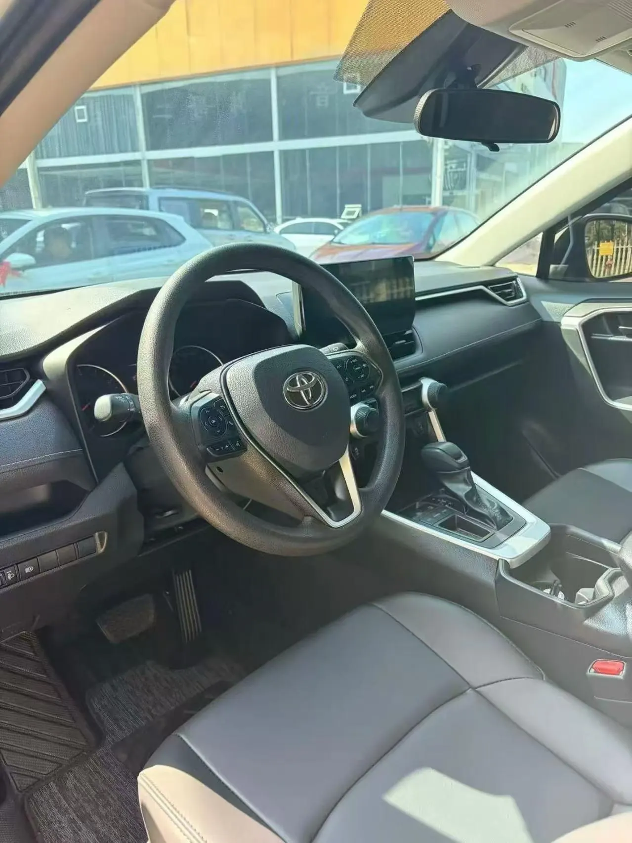 Toyota 2024 Wilanda 2.0 Stepless Two-Drive City Edition Automatic Gear 3