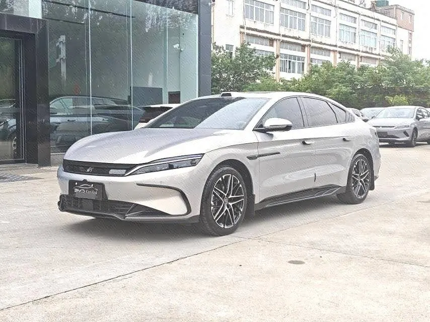 Open image lightbox: BYD 2025 Han EV Smart Driving 635KM Laser Radar Flagship Automatic Gear