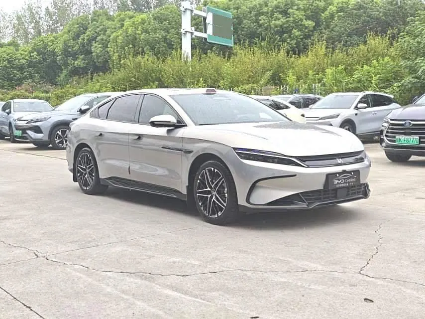 BYD 2025 Han EV Smart Driving 635KM Laser Radar Flagship Automatic Gear 3