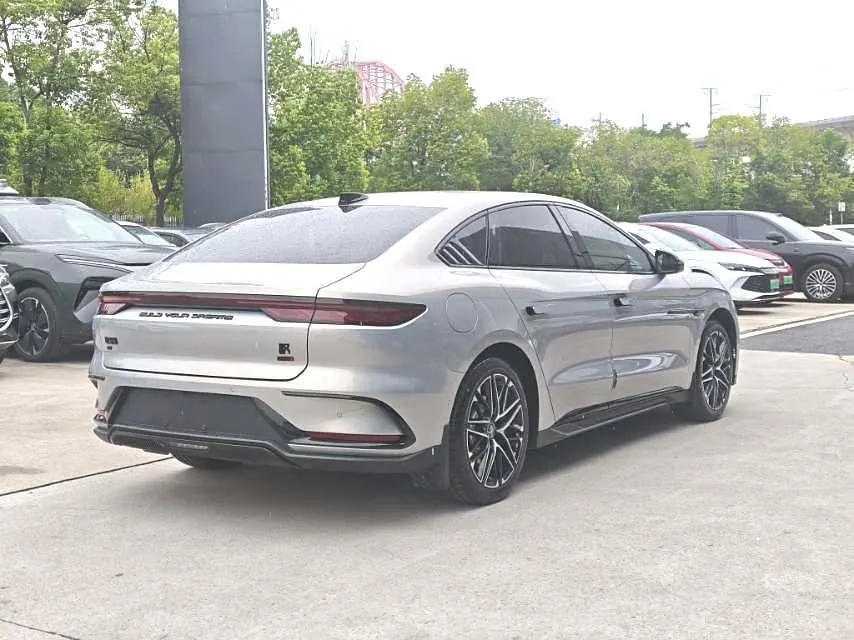 BYD 2025 Han EV Smart Driving 635KM Laser Radar Flagship Automatic Gear 9