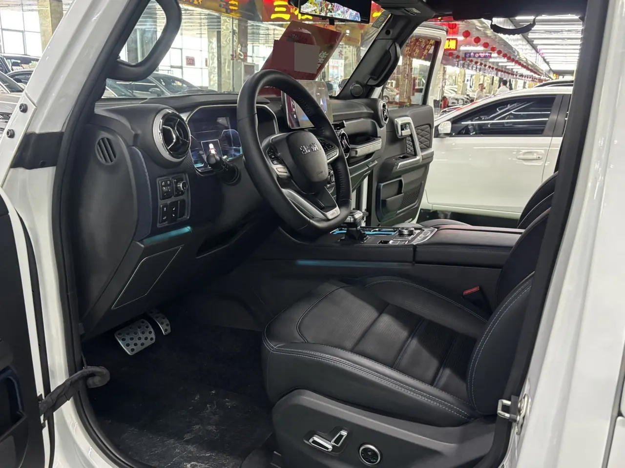 Beijing 2021 BJ40 2.0T four-wheel drive blade hero version chivalrous automatic gear 9