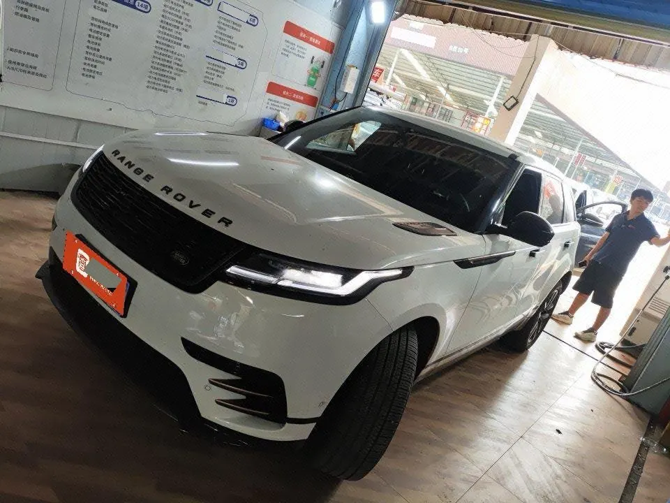 Открыть галерею: Land Rover Range Rover Star Pulse (Imported) 2024 Range Rover Star Pulse 2.0T Dynamic SE Automatic Gear