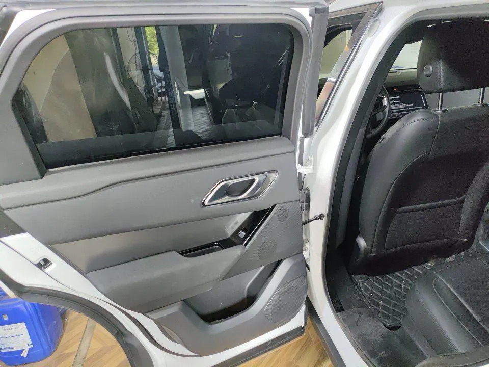 Land Rover Range Rover Star Pulse (Imported) 2024 Range Rover Star Pulse 2.0T Dynamic SE Automatic Gear 4