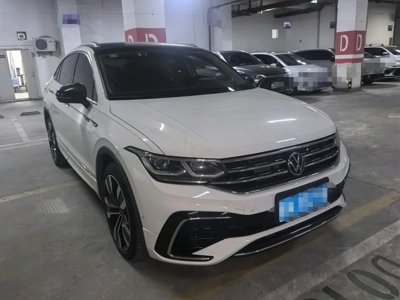 Volkswagen 2022 Tiguan X 2.0TSI 330TSI Two-Drive Respect Ultimate Automatic Gear 2