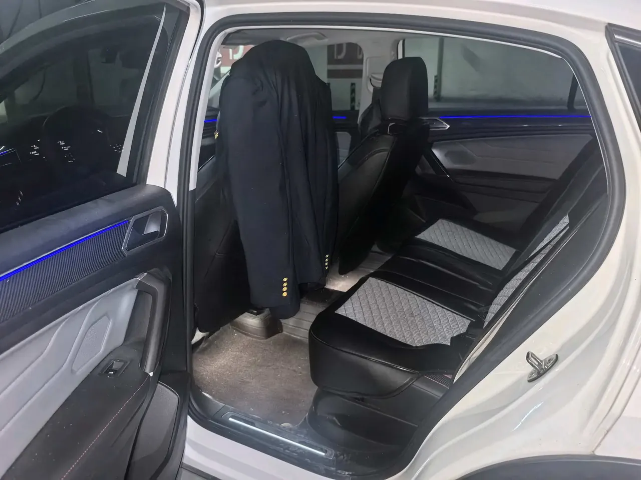 Volkswagen 2022 Tiguan X 2.0TSI 330TSI Two-Drive Respect Ultimate Automatic Gear 8