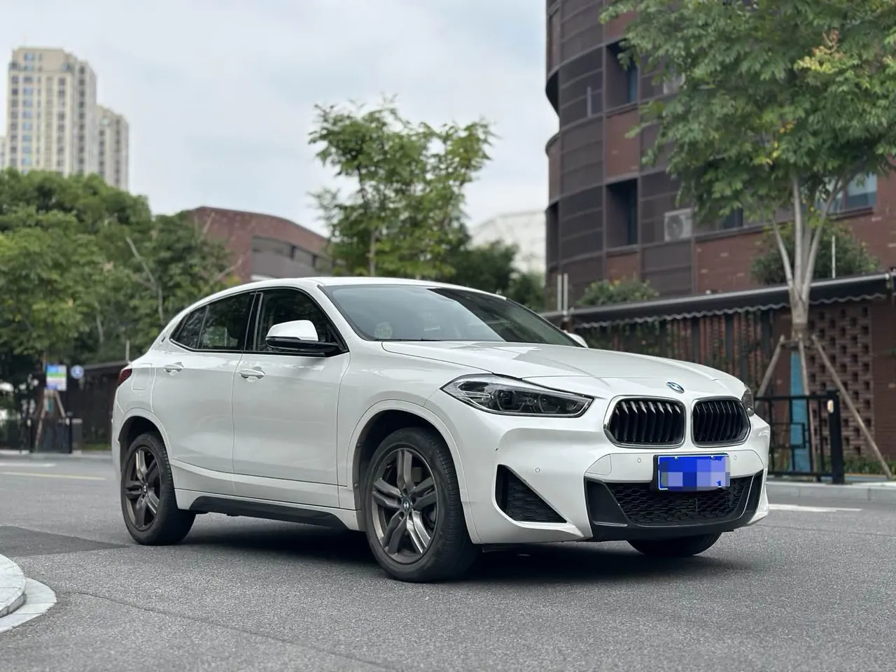 BMW 2022 X2 sDrive25i 2.0T M sports suit automatic gear 3