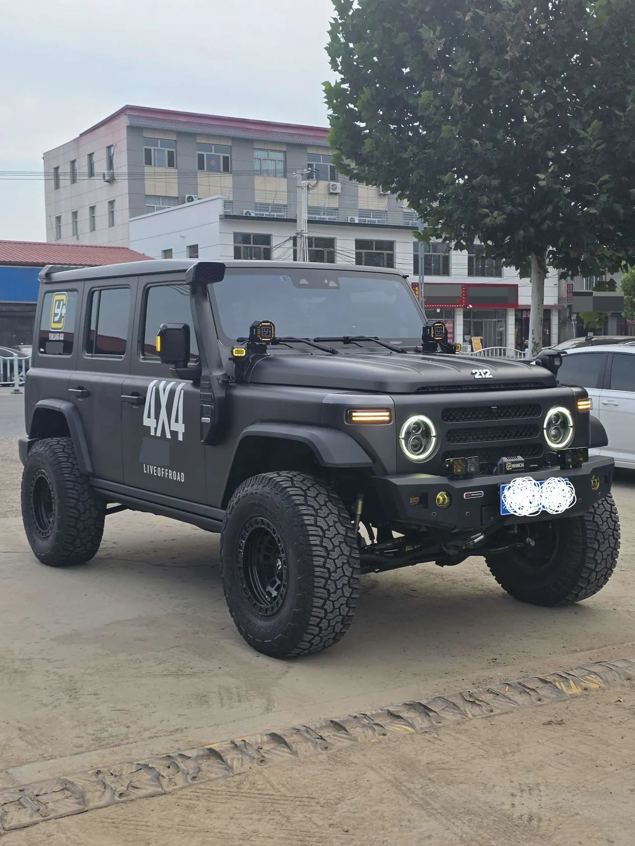212 2024 T01 2.0T Explorer Automatic 3