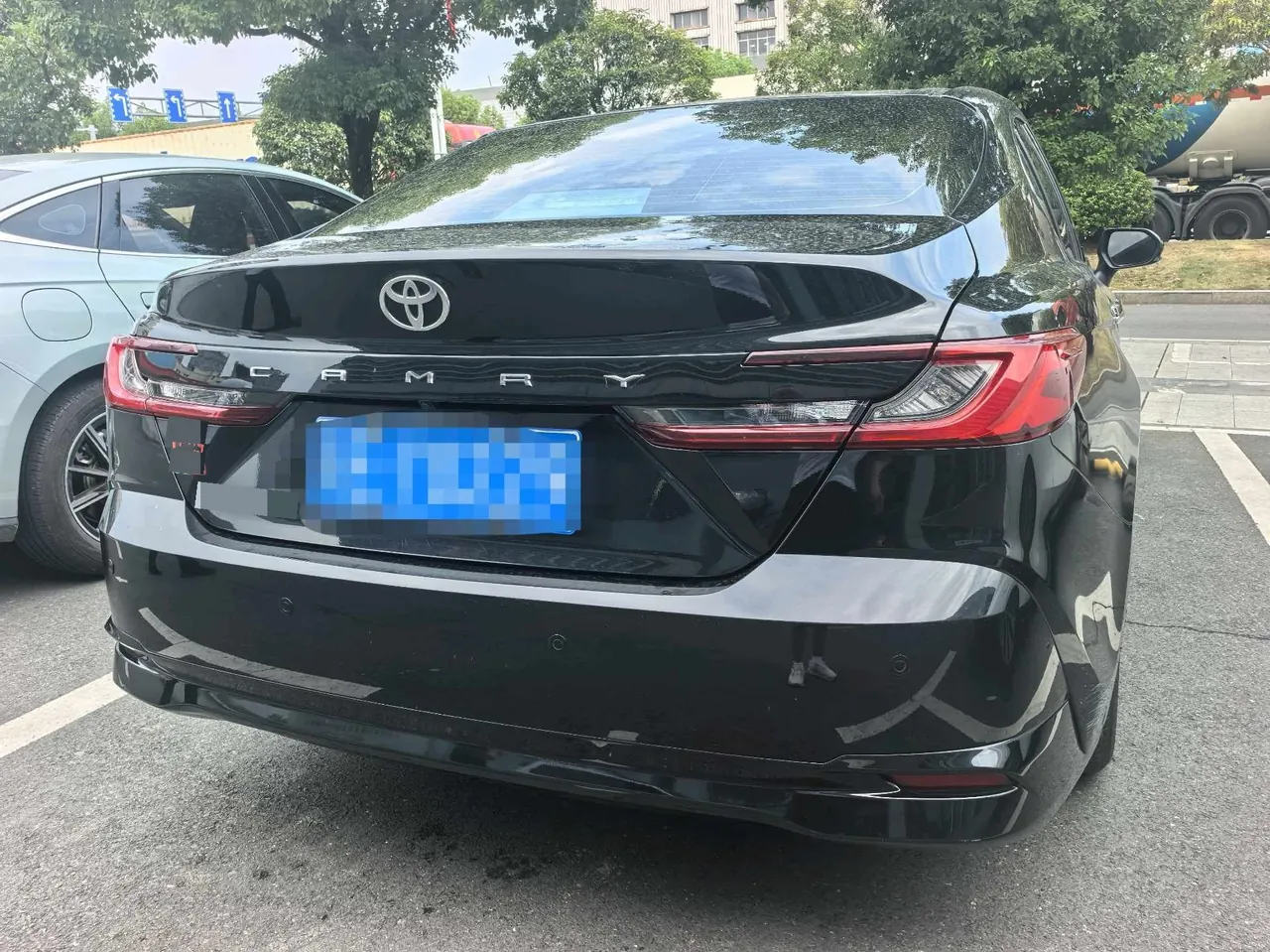 Toyota 2024 Camry 2.0GVP Stepless Deluxe Edition Automatic Transmission 2