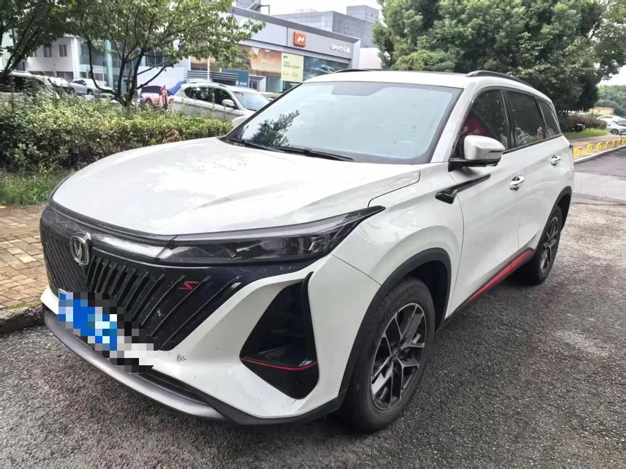 Open image lightbox: ChangAn 2022 CS75 PLUS 1.5T Honorable Automatic Gear