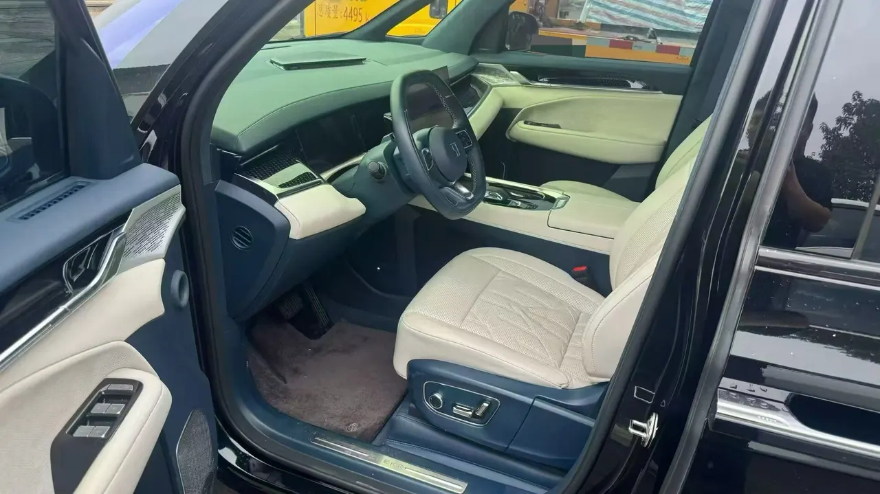 Zeekr 2024 Zeekr 009 seven-seat aisle version four-wheel drive 108kWh automatic gear 5