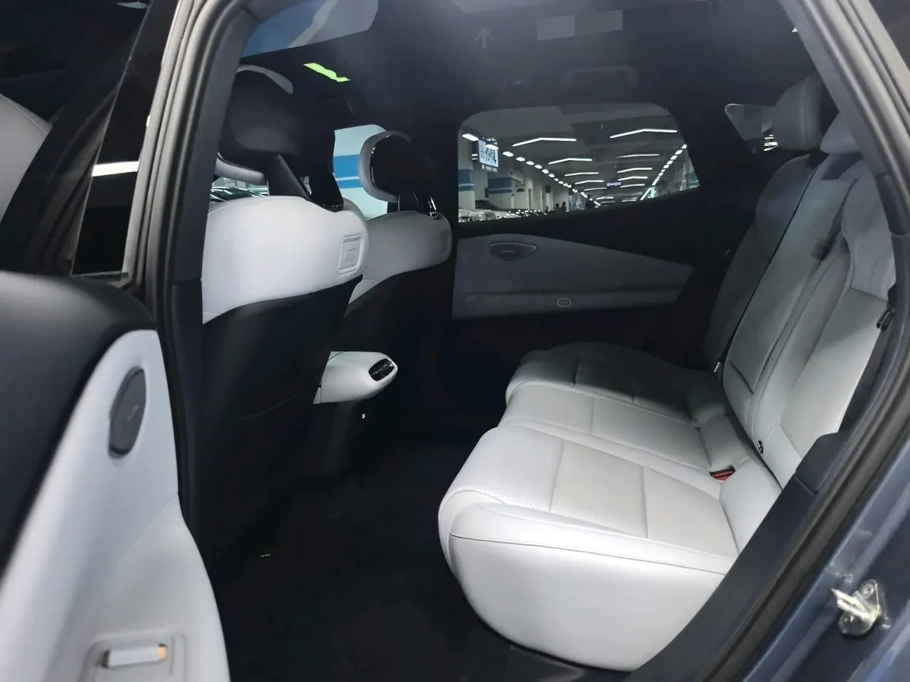 LYNK&amp;CO 2024 LYNK&amp;CO Z10 95kWh 766km rear drive Max automatic gear 4