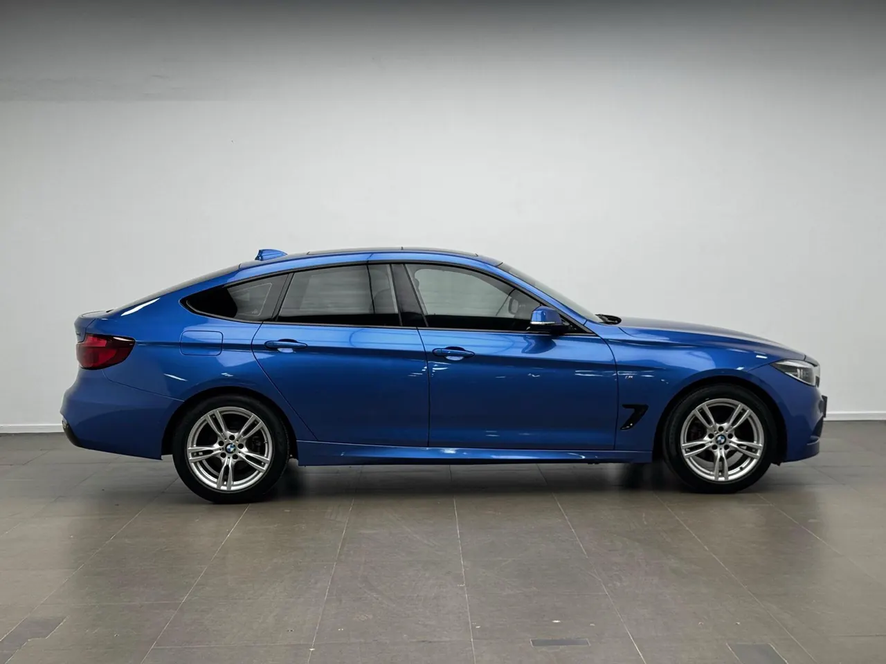 BMW 3 Series GT (Imported) 2020 GT 320i 2.0T M Sports Suit Automatic Gear 8