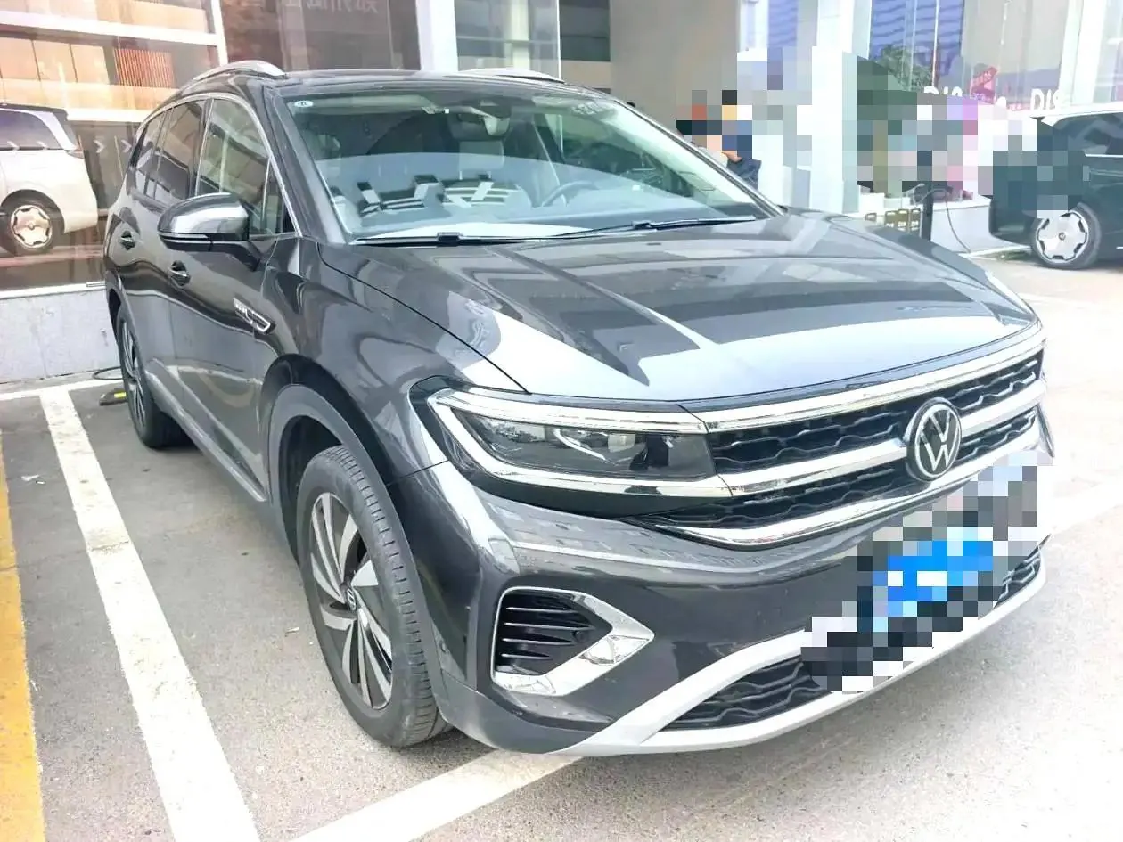 Volkswagen 2021 models of 2.0TSI 380TSI four-wheel drive luxury version of Pro automatic gear 3