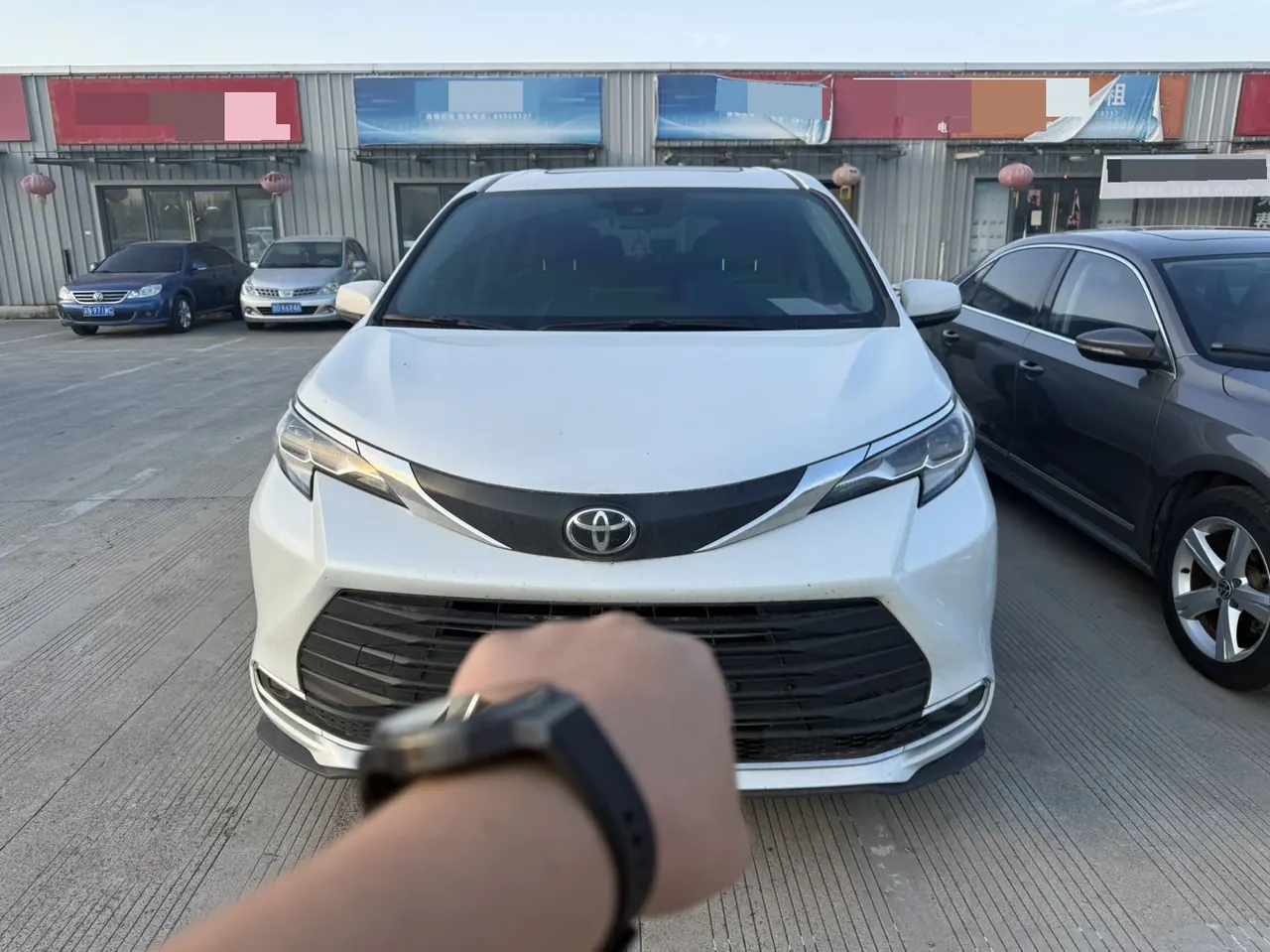 Toyota 2024 Sana 2.5 Stepless Comfort Edition Automatic Gear 2