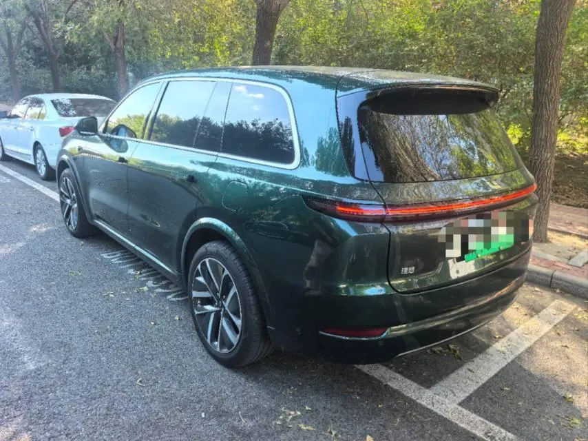 Li 2022 L9 1.5T Max Edition Automatic Gear 6