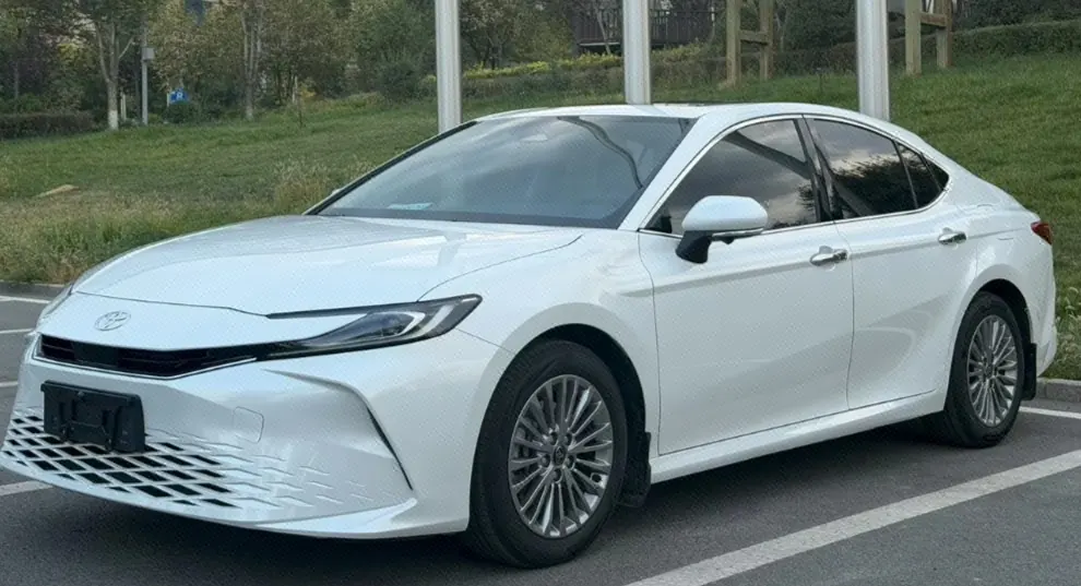 Open image lightbox: Toyota 2026 Camry Dual Engine 2.0HGVP Stepless Deluxe Automatic Gear