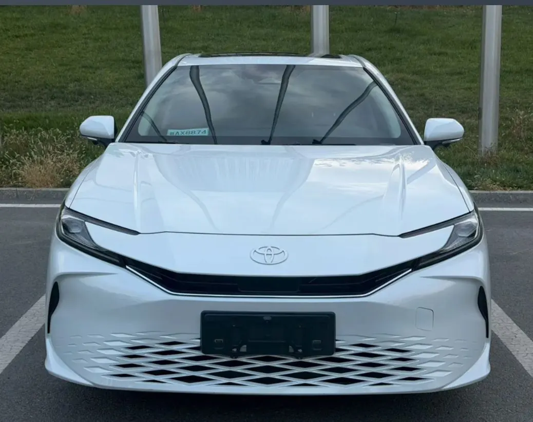 Toyota 2026 Camry Dual Engine 2.0HGVP Stepless Deluxe Automatic Gear 2