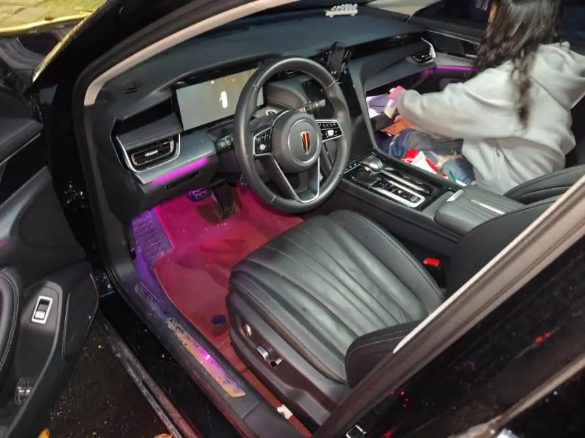 HongQi 2024 H5 2.0T Zhilian Qi Chang Edition Automatic Gear 7